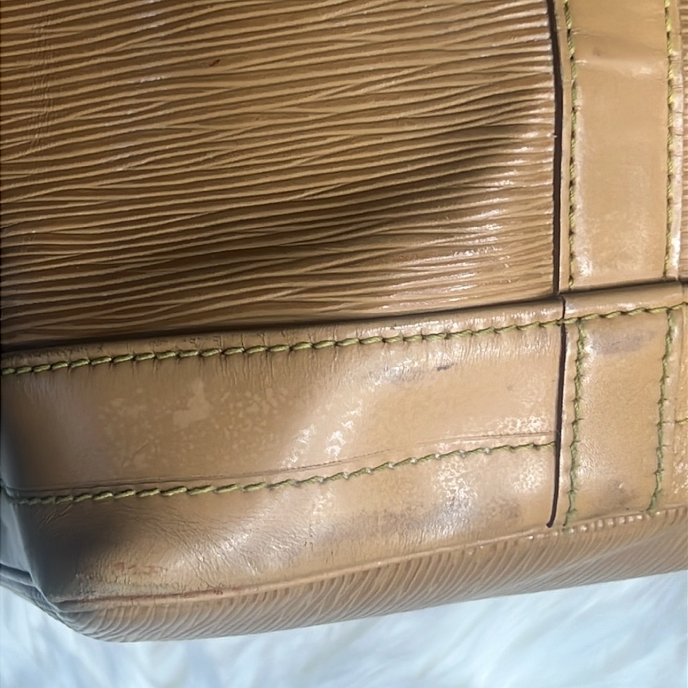 Louis Vuitton Epi noe vintage Leather Bucket Bag - Picture 4 of 14